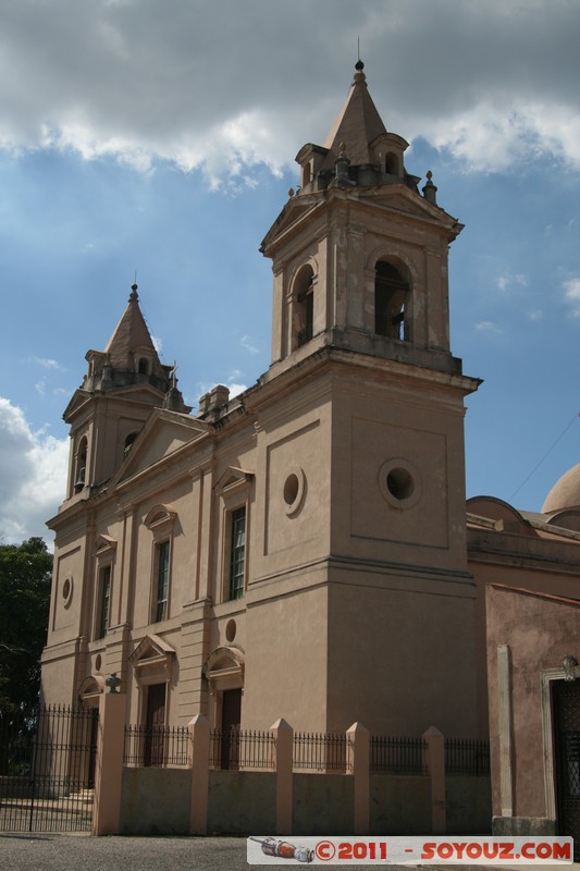 Matanzas - Iglesia de San Pedro de Apostol
Mots-clés: CUB Cuba geo:lat=23.05218561 geo:lon=-81.57243580 geotagged Matanzas Versalles Eglise