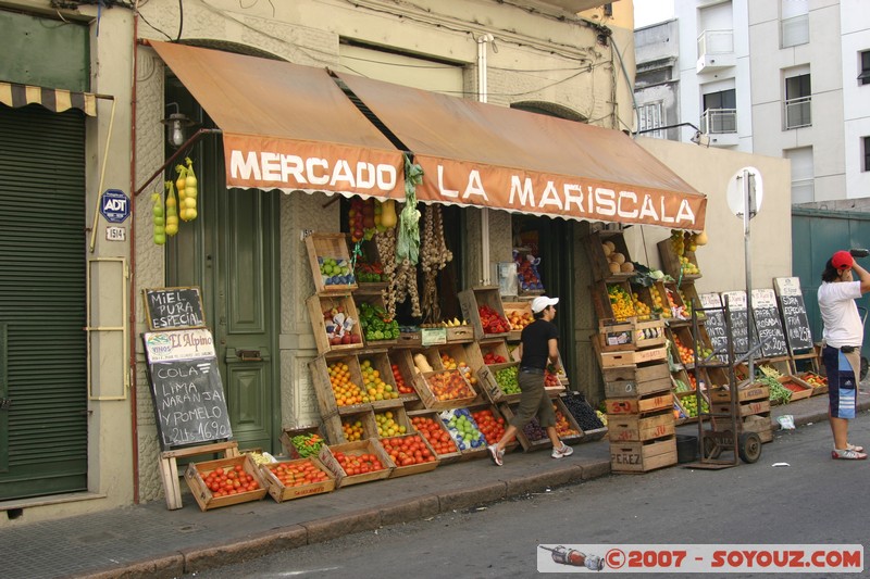 Montevideo - Ciudad Vieja
Mots-clés: Nourriture Commerce
