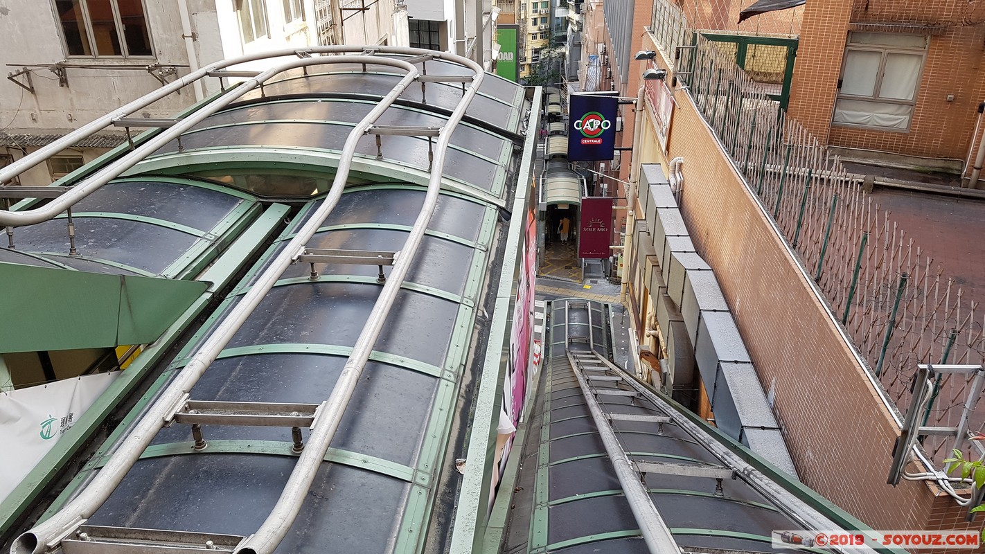 Hong Kong - Central-Mid-Levels escalators
Mots-clés: HKG Hong Kong Central Central and Western Central-Mid-Levels escalators Escalier