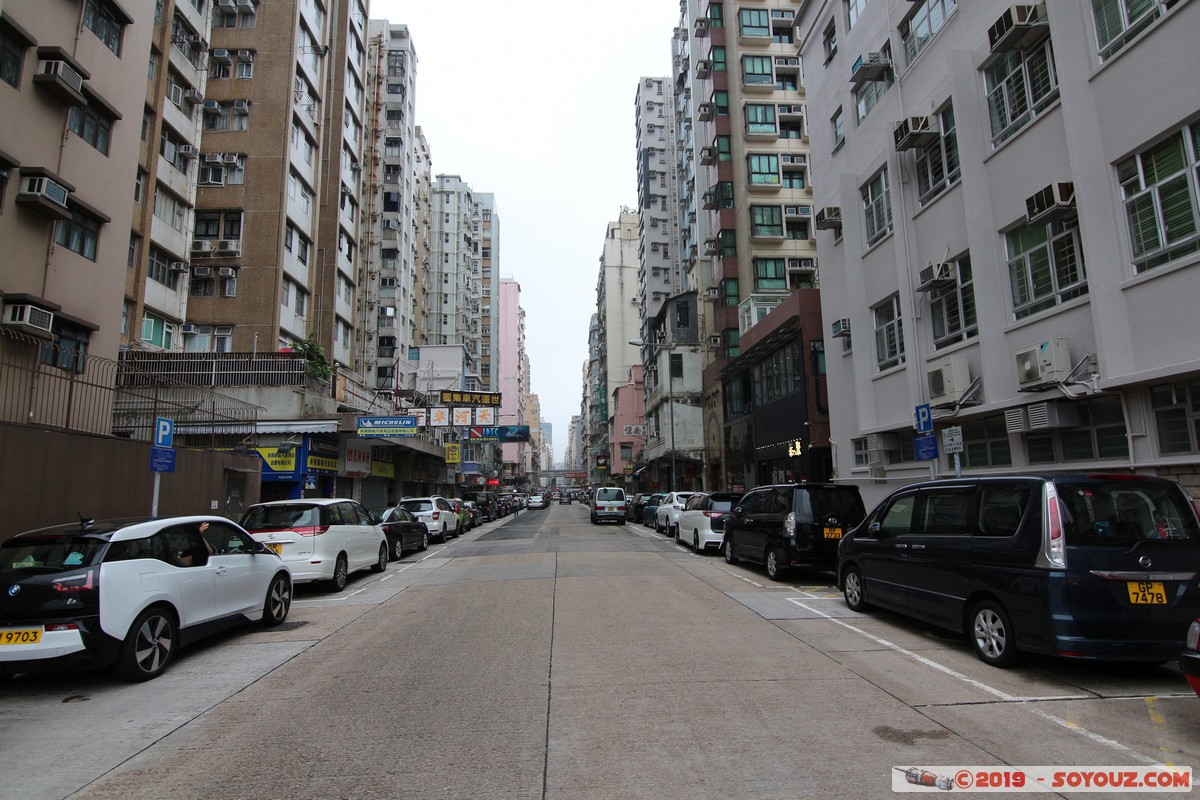 Hong Kong - Kowloon - Fa Yuen Street
Mots-clés: geo:lat=22.32650867 geo:lon=114.16984633 geotagged HKG Hong Kong Sham Shui Po Shek Kip Mei Kowloon Yau Tsim Mong Mong Kok