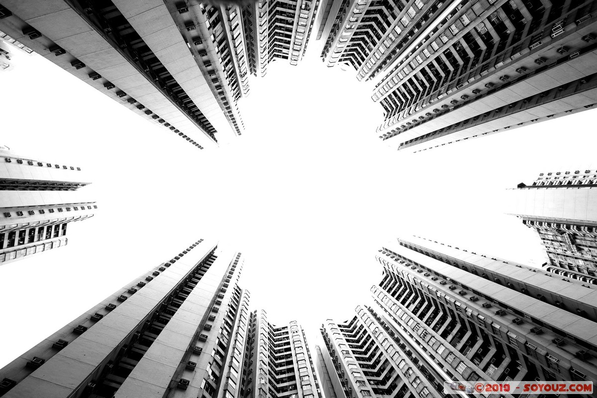 Hong Kong - Aberdeen Square
Mots-clés: Aberdeen geo:lat=22.24880933 geo:lon=114.15443267 geotagged HKG Hong Kong Southern Aberdeen Square skyscraper Art picture