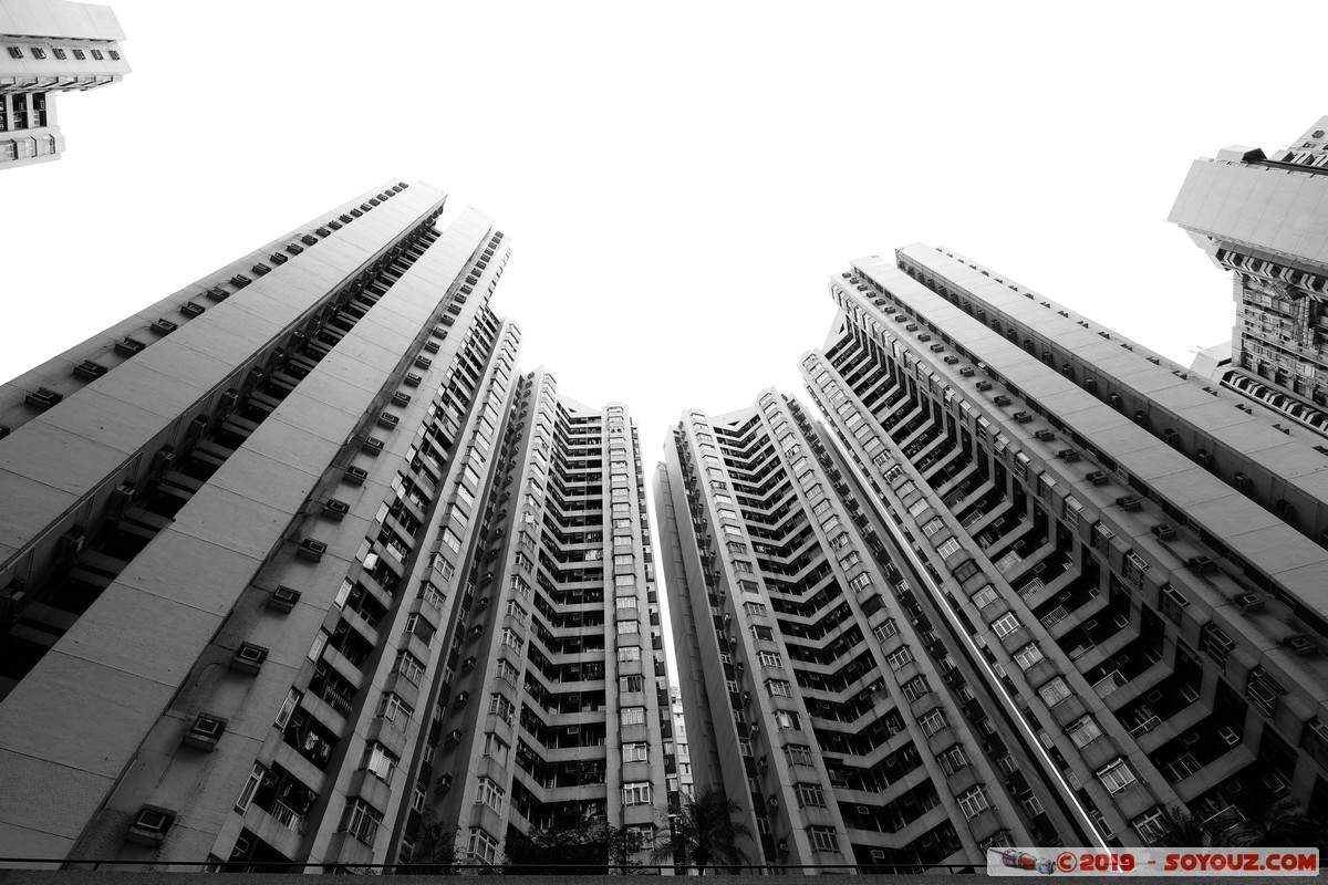 Hong Kong - Aberdeen Square
Mots-clés: Aberdeen geo:lat=22.24887712 geo:lon=114.15431984 geotagged HKG Hong Kong Southern Aberdeen Square skyscraper