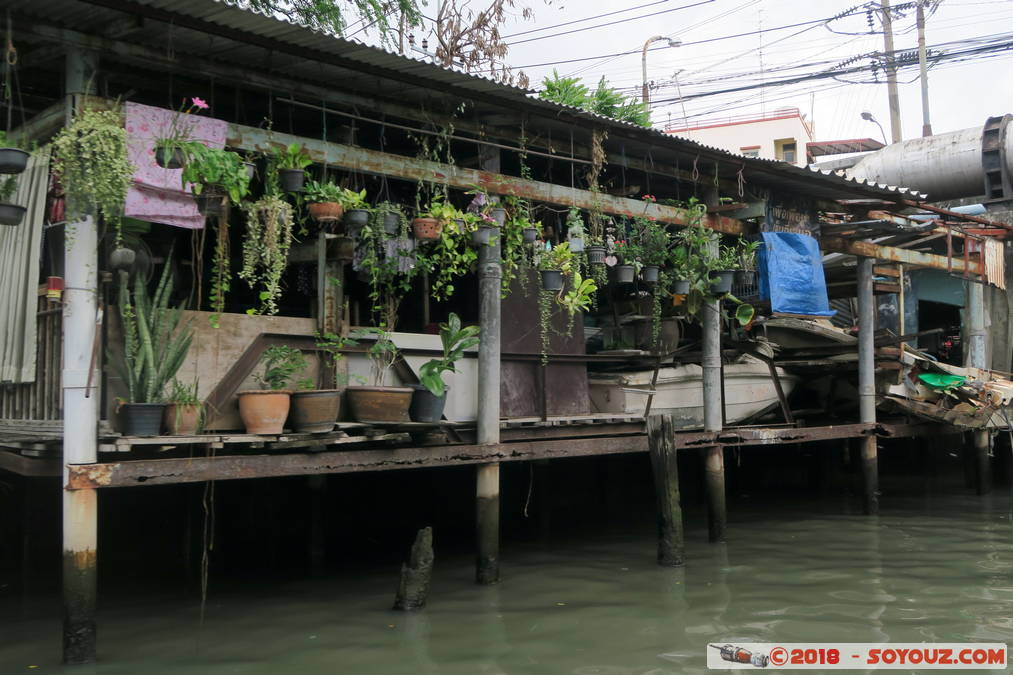 Bangkok - SaenSaep Canal
Mots-clés: Bangkok geo:lat=13.74934555 geo:lon=100.52952379 geotagged Phra Nakhon Ratchathewi THA Thaïlande SaenSaep Canal