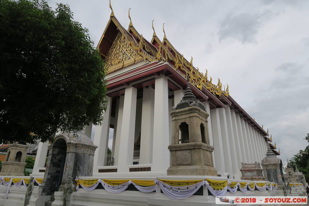 Bangkok - Wat Suthat Thepwararam - Ubosot
Mots-clés: Bangkok geo:lat=13.75017405 geo:lon=100.50047547 geotagged Phra Nakhon THA Thaïlande Wat Suthat Thepwararam Boudhiste