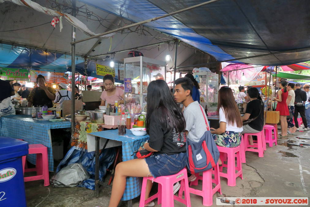 Bangkok - Chatuchak Weekend Markets
Mots-clés: Bang Su Bang Sue Bangkok geo:lat=13.79962860 geo:lon=100.54965377 geotagged THA Thaïlande Chatuchak Weekend Markets Marche