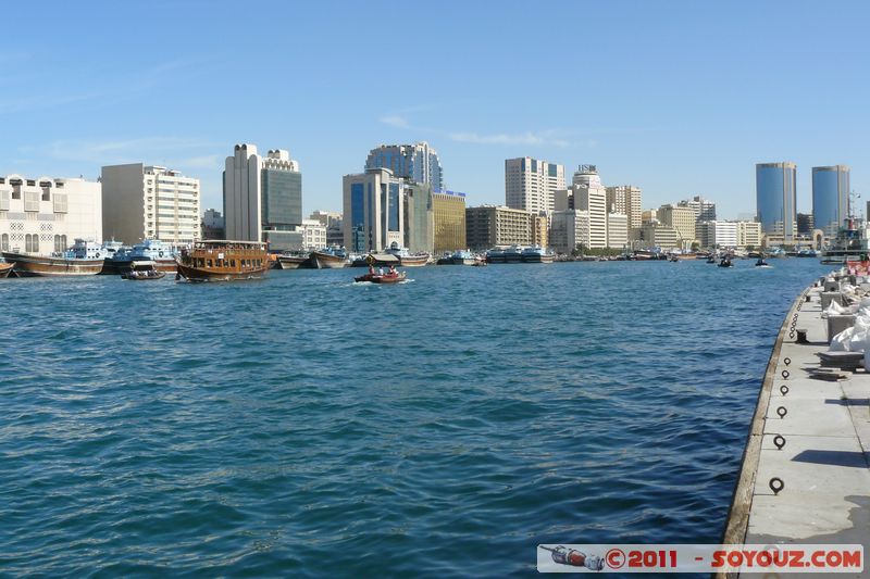 Bur Dubai - Waterfront
Mots-clés: Bur Dubai mirats Arabes Unis geo:lat=25.26523795 geo:lon=55.29627085 UAE United Arab Emirates Shindagha mer