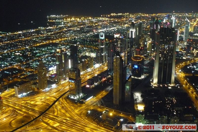 Downtown Dubai by night - View from Burj Khalifa
Mots-clés: mirats Arabes Unis geo:lat=25.19705853 geo:lon=55.27440548 ZaâbÄ«l UAE United Arab Emirates Downtown Dubai Nuit Burj Khalifa