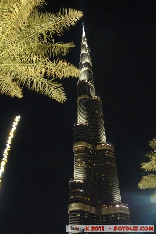 Downtown Dubai by night - Burj Khalifa
Mots-clés: mirats Arabes Unis geo:lat=25.19976703 geo:lon=55.27236700 ZaâbÄ«l UAE United Arab Emirates Downtown Dubai Nuit Burj Khalifa