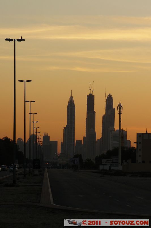 View of Dubai Marina
Mots-clés: mirats Arabes Unis geo:lat=25.13062657 geo:lon=55.19163392 Um Al Sheif UAE United Arab Emirates sunset