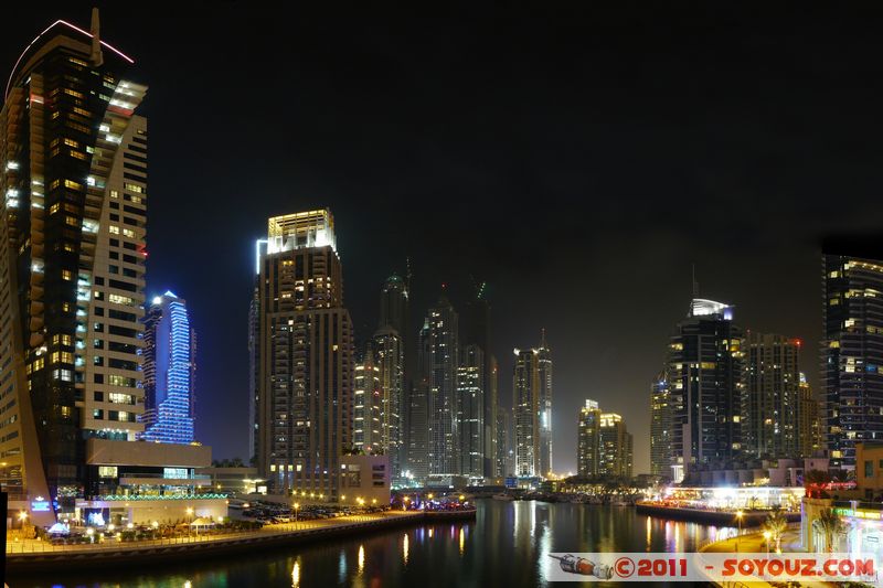Dubai Marina by night - panorama
Mots-clés: Emirates Hill Second mirats Arabes Unis geo:lat=25.08223682 geo:lon=55.14469385 UAE United Arab Emirates Nuit panorama Dubai Marina