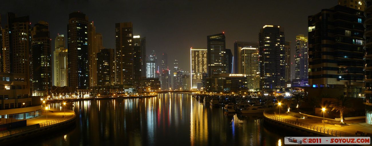 Dubai Marina by night - panorama
Mots-clés: Emirates Hill First mirats Arabes Unis geo:lat=25.07165186 geo:lon=55.13300977 UAE United Arab Emirates Nuit mer panorama Dubai Marina