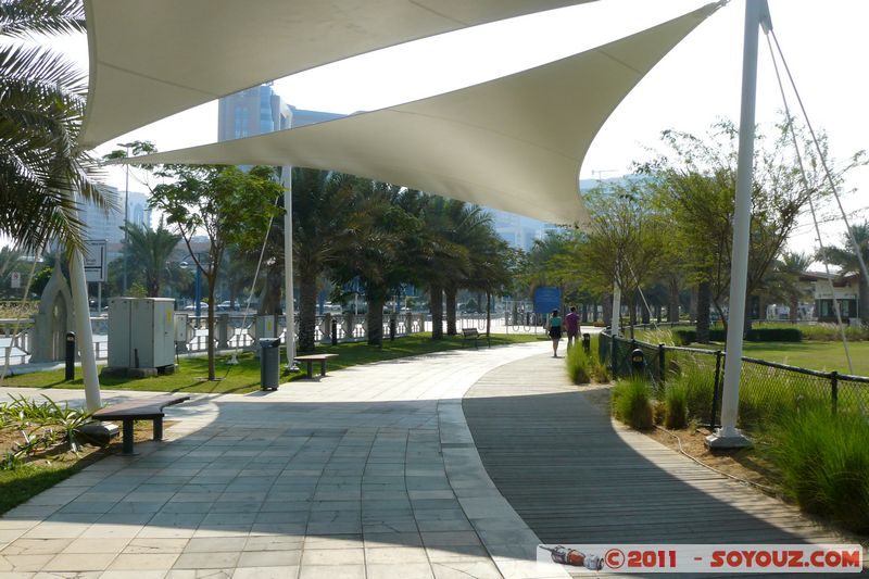 Abu Dhabi Public Beach
Mots-clés: AbÅ« ZÌ§aby Al á¸¨iÅn mirats Arabes Unis geo:lat=24.47684972 geo:lon=54.34405088 UAE United Arab Emirates Corniche Road Parc