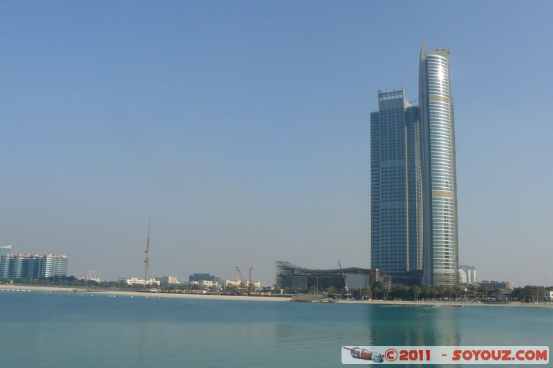 Abu Dhabi - Corniche Road - Nation Towers
Mots-clés: AbÅ« ZÌ§aby Al Khubayrah mirats Arabes Unis geo:lat=24.46759046 geo:lon=54.32296765 UAE United Arab Emirates Nation Towers