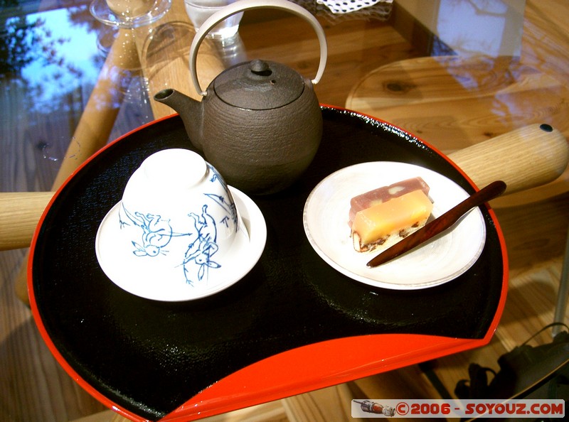 Tea Time japonais
Mots-clés: Nourriture