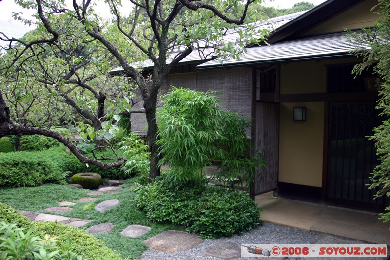 Shinjuku Gyoen National Garden - Maison de Thé
