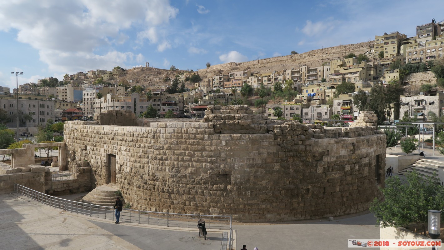 Amman - Roman Odeon
Mots-clés: Amman Governorate ayy al Mudrij JOR Jordanie Ruines romaines Roman Odeon The Hashemite Plaza