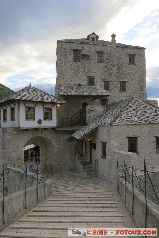 Mostar - Stari Most
Mots-clés: BIH BjeluÅ¡ine Bosnie HerzÃ©govine Federation of Bosnia and Herzegovina geo:lat=43.33726429 geo:lon=17.81500103 geotagged Pont patrimoine unesco Stari most