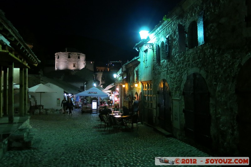 Mostar by night - Stari Grad
Mots-clés: BIH Bosnie HerzÃ©govine Donja Mahala Federation of Bosnia and Herzegovina geo:lat=43.33718060 geo:lon=17.81374407 geotagged Nuit patrimoine unesco Stari grad