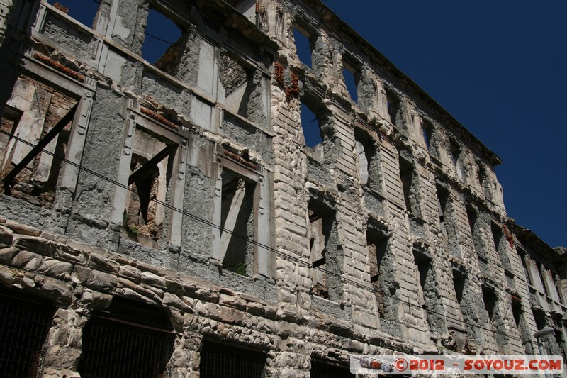Mostar - Ulica Marsala Tita
Mots-clés: BIH Bosnie HerzÃ©govine Federation of Bosnia and Herzegovina geo:lat=43.34040948 geo:lon=17.81492563 geotagged Mostar Ruines