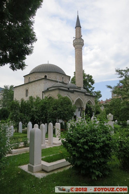 Sarajevo - Ali Pasha's Mosque
Mots-clés: BIH Bosnie HerzÃ©govine Federation of Bosnia and Herzegovina geo:lat=43.85824039 geo:lon=18.41274012 geotagged Lipe Mosque