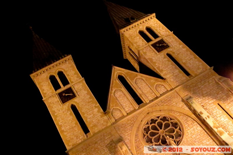 Sarajevo by night - Cathedral of Jesus' Heart
Mots-clés: BIH Bosnie HerzÃ©govine Federation of Bosnia and Herzegovina geo:lat=43.85910809 geo:lon=18.42532296 geotagged Hrid Nuit Eglise Cathedral of Jesus&#039; Heart