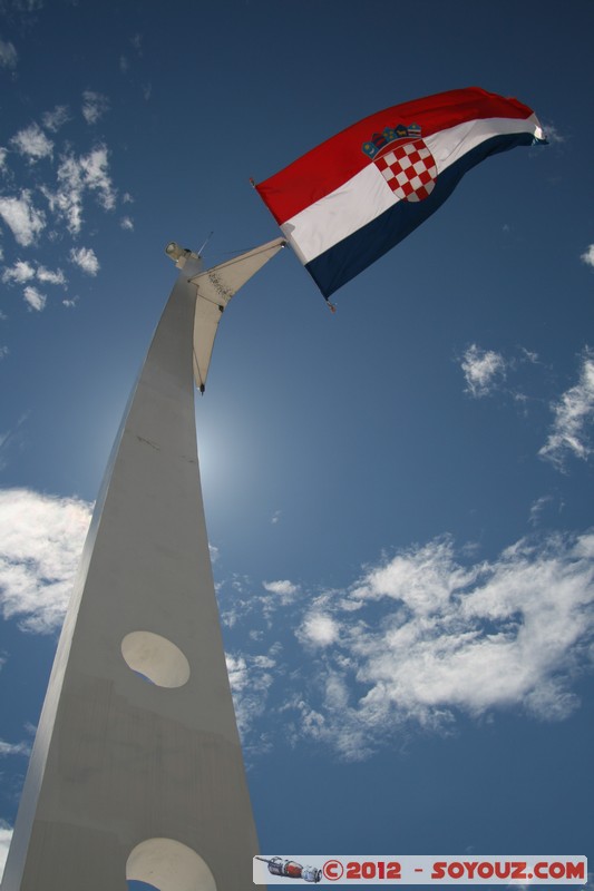 Split - Matejuska - Flag of Croatia
Mots-clés: Croatie geo:lat=43.50740900 geo:lon=16.43543067 geotagged HRV Split Splitsko-Dalmatinska Drapeau
