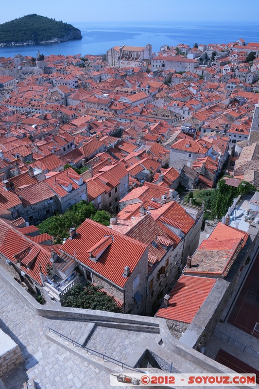 Dubrovnik - Walk on the city walls
Mots-clés: Bosanka Croatie DubrovaÄ�ko-Neretvanska geo:lat=42.64259268 geo:lon=18.10852703 geotagged HRV PloÄ�e medieval patrimoine unesco mer