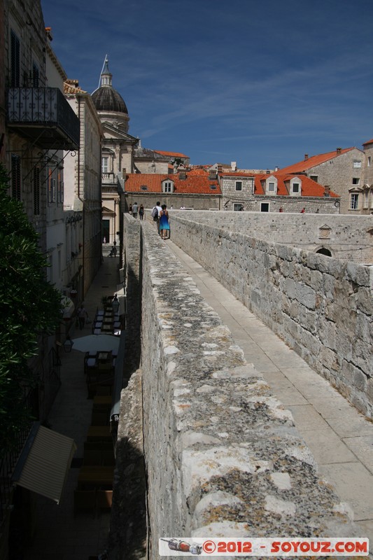 Dubrovnik - Walk on the city walls
Mots-clés: Bosanka Croatie DubrovaÄ�ko-Neretvanska geo:lat=42.64006284 geo:lon=18.11174574 geotagged HRV PloÄ�e medieval patrimoine unesco