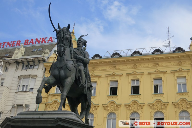 Zagreb - Ban Jelacic Statue
Mots-clés: Croatie geo:lat=45.81312118 geo:lon=15.97729946 geotagged Gornji Ä�ehi HRV Zagreb - Centar ZagrebaÄ�ka Trg Bana Jelacica statue