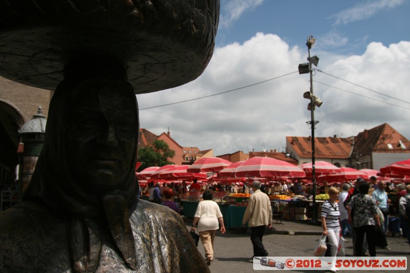 Zagreb - Dolac market place
Mots-clés: Croatie geo:lat=45.81410665 geo:lon=15.97701099 geotagged Gornji Ä�ehi HRV Zagreb ZagrebaÄ�ka Dolac market place Marche statue
