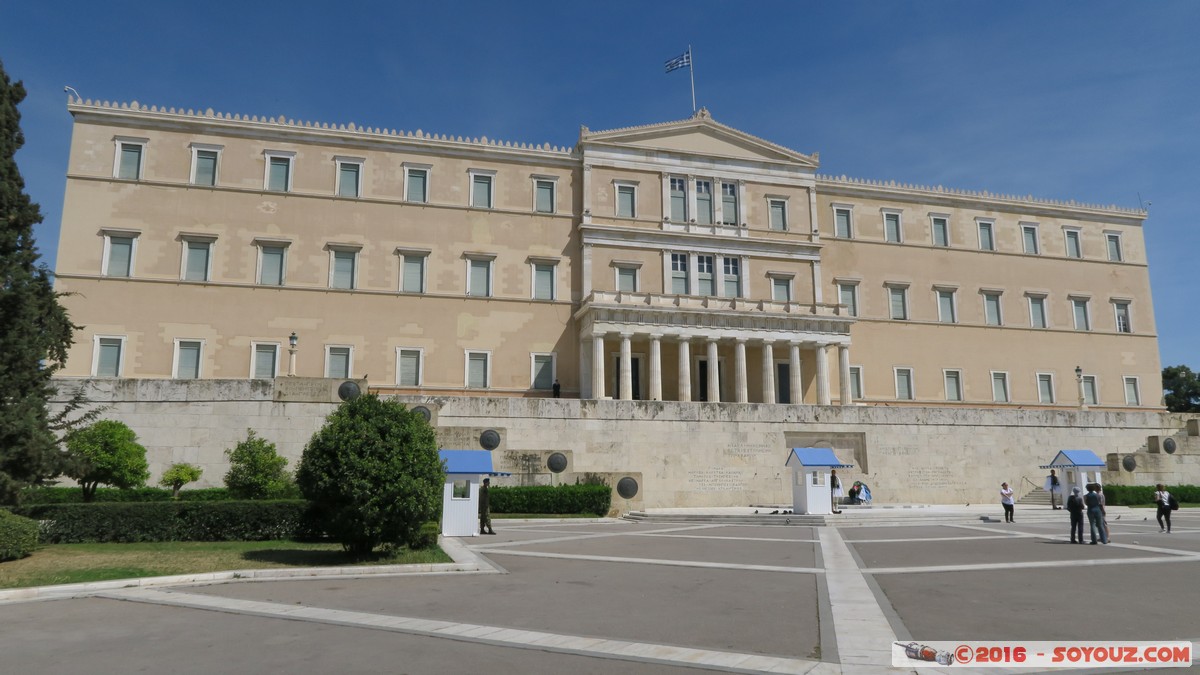 Athens - Syntagma - Hellenic Parliament
Mots-clés: Athina Proastia GRC Grèce Syntagma Athens Athenes Attica Hellenic Parliament