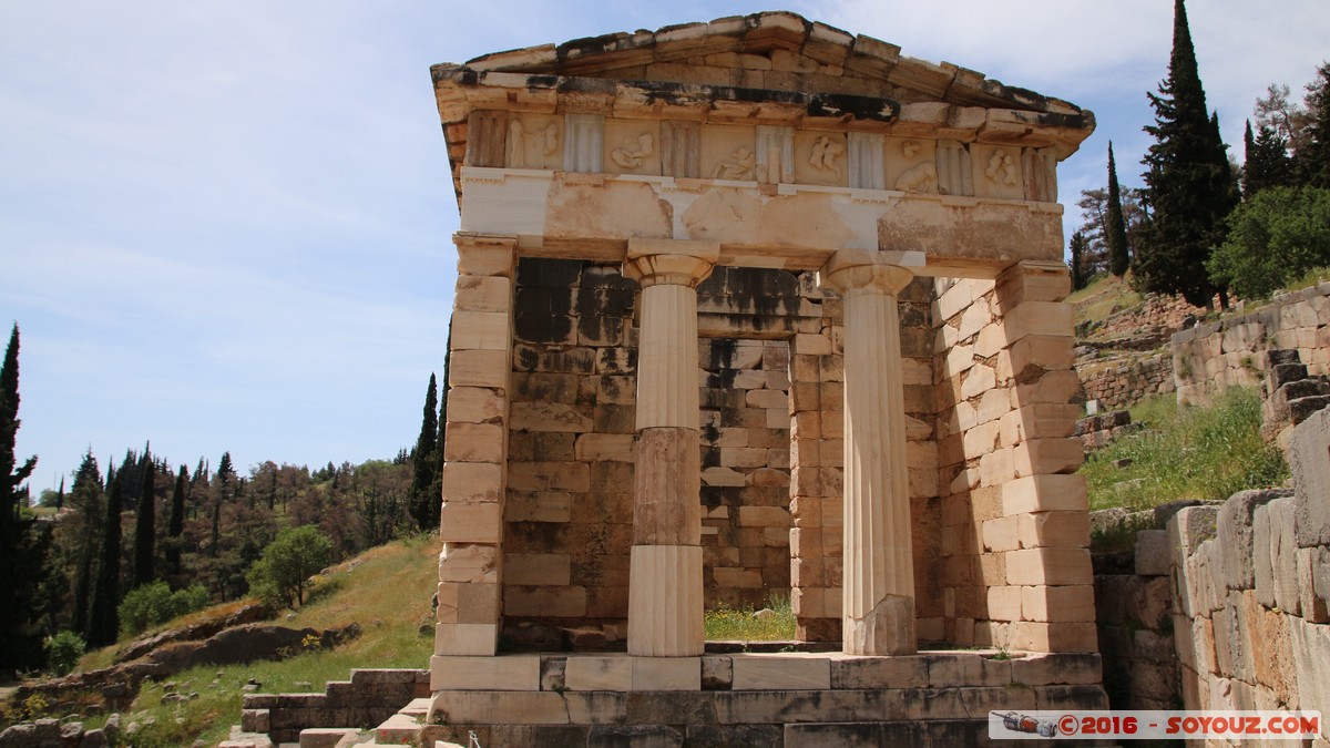 Archaeological site of Delphi - Treasury of the Athenians
Mots-clés: Delfi Delphi GRC Grèce Delphes Ruines grec patrimoine unesco Phocis Treasury of the Athenians