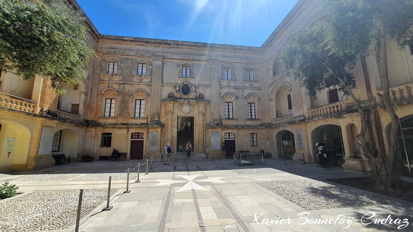 L-Imdina - Vilhena Palace
Mots-clés: geo:lat=35.88487889 geo:lon=14.40358177 geotagged L-Imdina Malte Mdina MLT Malta Vilhena Palace Piazza San Publiju