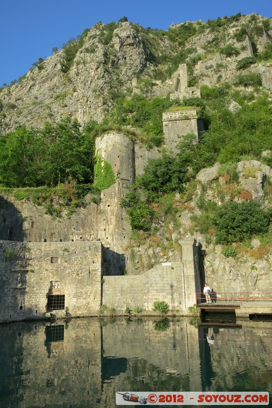 Kotor Fortress - The Gurdic gate
Mots-clés: geo:lat=42.42230417 geo:lon=18.77147500 geotagged Kotor MNE MontÃ©nÃ©gro OpÅ¡tina Kotor Montenegro patrimoine unesco Riviere
