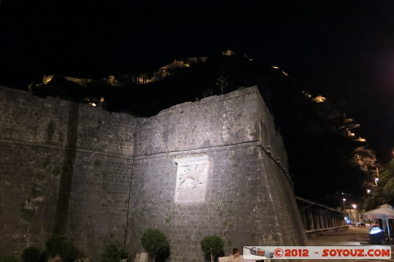 Kotor fortress by night - Ramparts
Mots-clés: geo:lat=42.42456407 geo:lon=18.76949105 geotagged Kotor MNE MontÃ©nÃ©gro OpÅ¡tina Kotor Montenegro patrimoine unesco Nuit