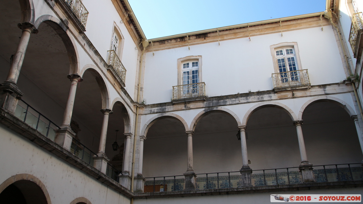 Universidade de Coimbra - Polo I
Mots-clés: Coimbra geo:lat=40.20771028 geo:lon=-8.42676361 geotagged Portugal PRT Universidade de Coimbra - Polo I patrimoine unesco Pátio Interno