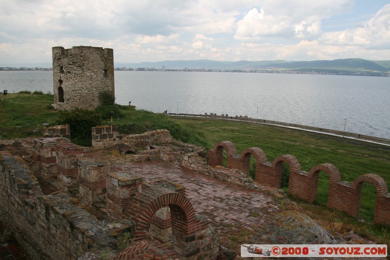 Nesebar - Ruins of Basilica of Holy Mother Eleusa
Mots-clés: Ruines Eglise patrimoine unesco