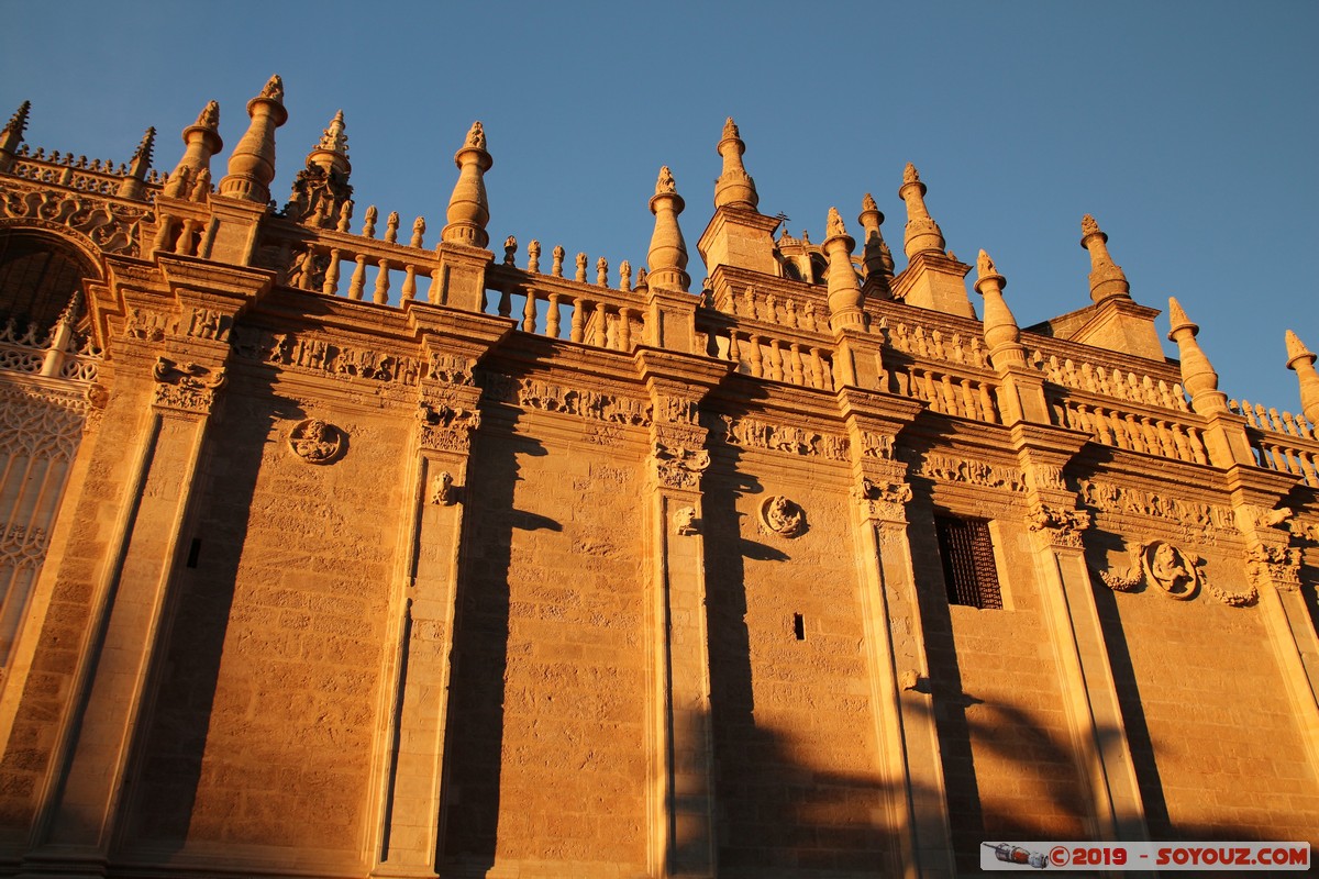 Sevilla - Catedral de Santa Maria de la Sede
Mots-clés: Andalucia ESP Espagne Sevilla Triana Catedral de Santa Maria de la Sede patrimoine unesco Egli$e Lumiere sunset