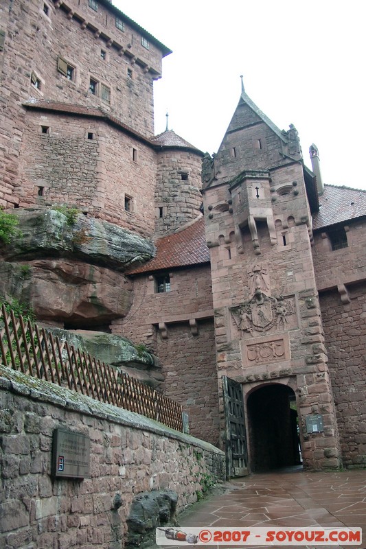 Château du Haut-Koenigsbourg
Porte d'entrée
Mots-clés: chateau