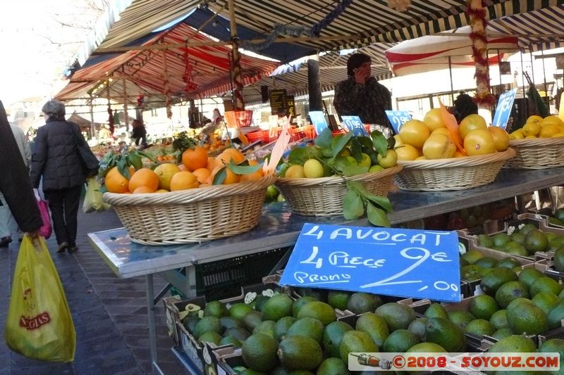 Nice - Le Cours Saleya - Marche
Mots-clés: Marche