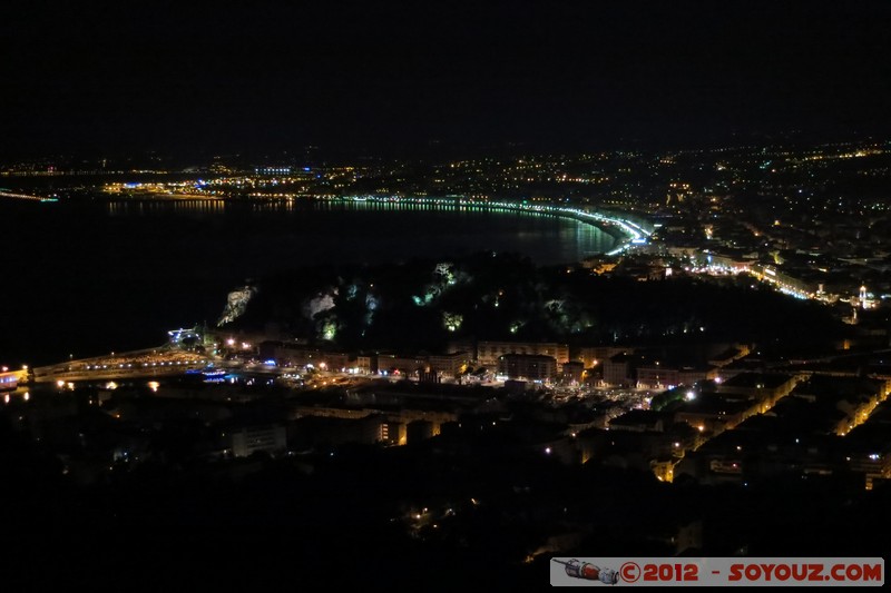 Vue sur Nice by Night depuis le Fort du Mont-Alban
Mots-clés: Nuit mer paysage