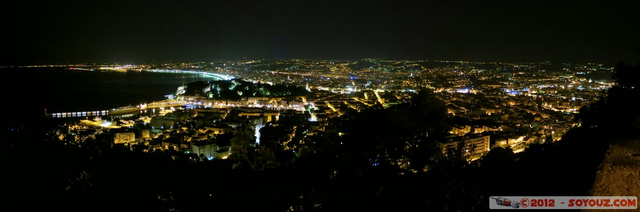 Panorama sur Nice by Night depuis le Fort du Mont-Alban
Mots-clés: Nuit panorama mer paysage