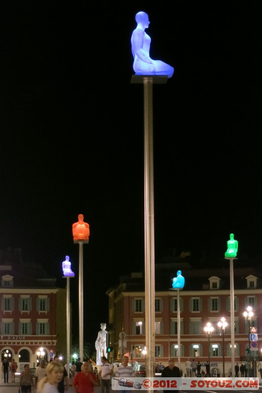 Nice by Night - Place Massena
Mots-clés: Nuit sculpture