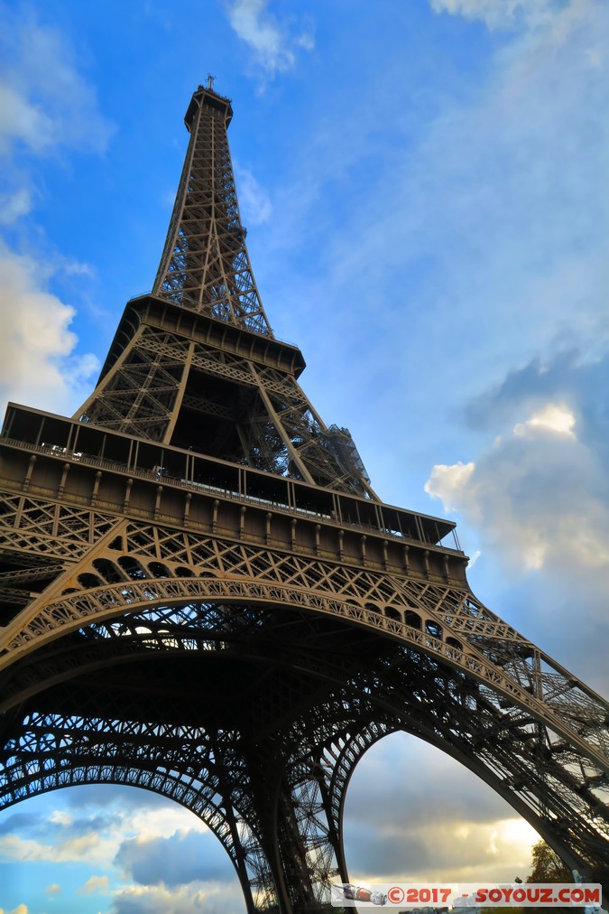 Paris - Tour Eiffel
Mots-clés: FRA France geo:lat=48.85900817 geo:lon=2.29350328 geotagged le-de-France Paris 16 Quai Branly Tour Eiffel