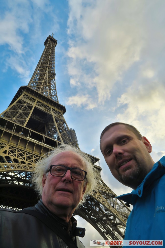 Paris - Tour Eiffel
Mots-clés: FRA France geo:lat=48.85900817 geo:lon=2.29350328 geotagged le-de-France Paris 16 Quai Branly Tour Eiffel