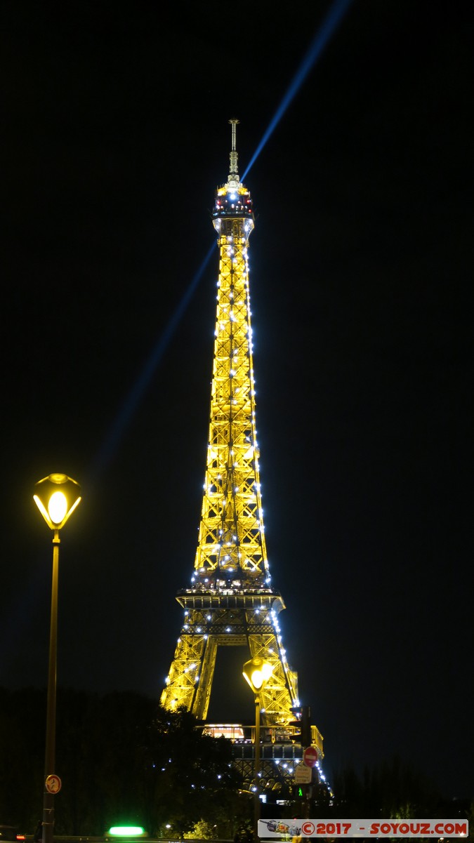 Paris by night - Tour Eiffel
Mots-clés: FRA France geo:lat=48.86391722 geo:lon=2.29913592 geotagged le-de-France Paris 01 Ancien - Quartier Champs-Élysées Paris 16 Nuit Avenue de New York Tour Eiffel