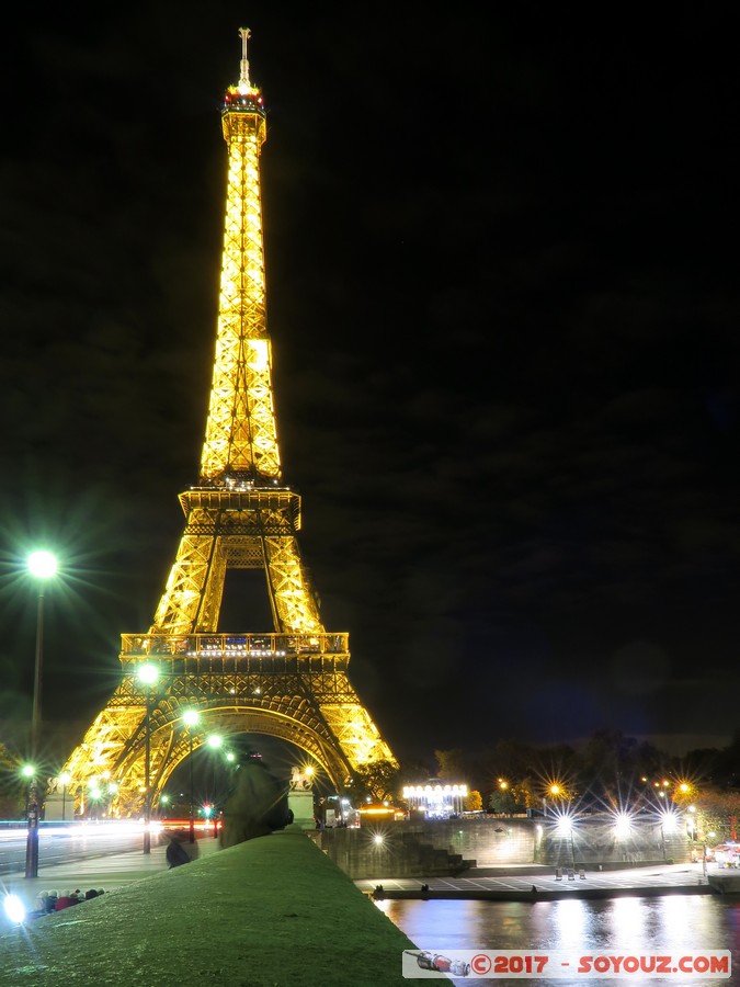 Paris by night - Tour Eiffel et Pont d'Iena
Mots-clés: FRA France geo:lat=48.86017636 geo:lon=2.29122877 geotagged le-de-France Paris 10 Ancien - Quartier Invalides Paris 16 Nuit Avenue de New York Tour Eiffel Pont d'Iena