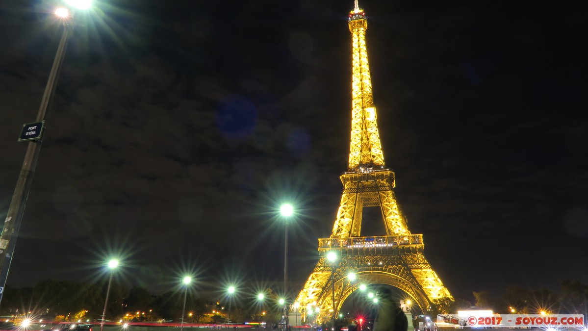 Paris by night - Tour Eiffel et Pont d'Iena
Mots-clés: FRA France geo:lat=48.86017636 geo:lon=2.29122877 geotagged le-de-France Paris 10 Ancien - Quartier Invalides Paris 16 Nuit Avenue de New York Tour Eiffel Pont d'Iena
