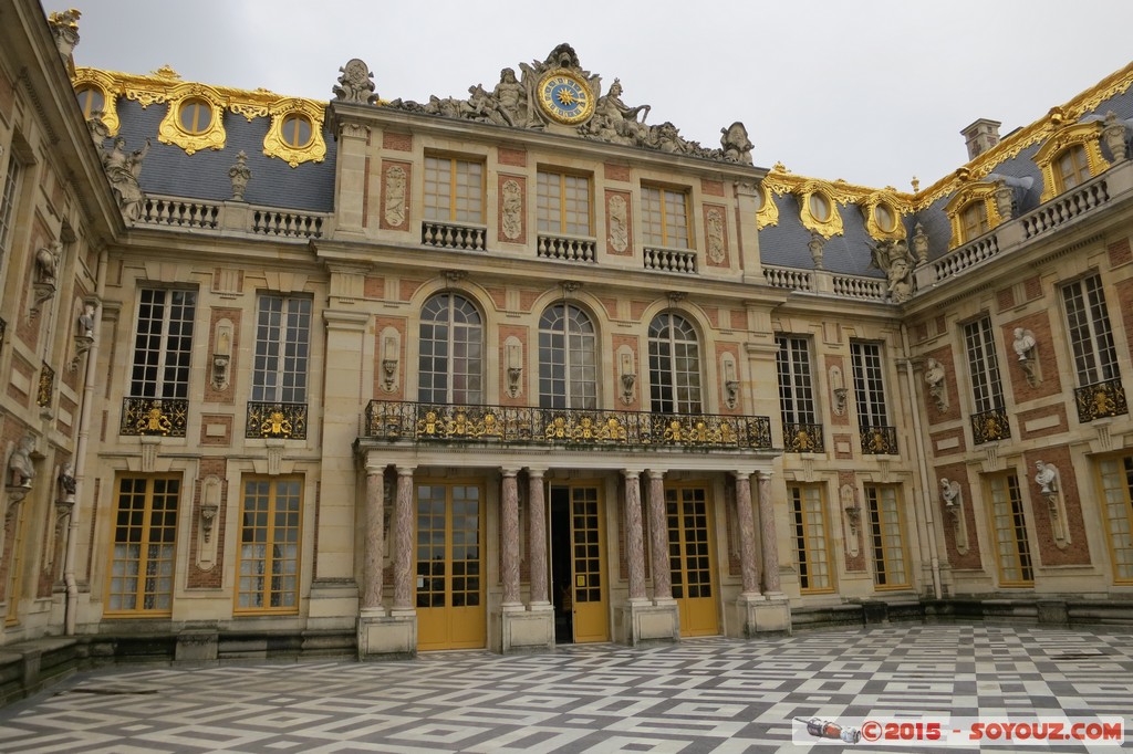 Chateau de Versailles - Cour de Marbre
Mots-clés: FRA France geo:lat=48.80469768 geo:lon=2.12080389 geotagged le-de-France Versailles Chateau de Versailles chateau patrimoine unesco