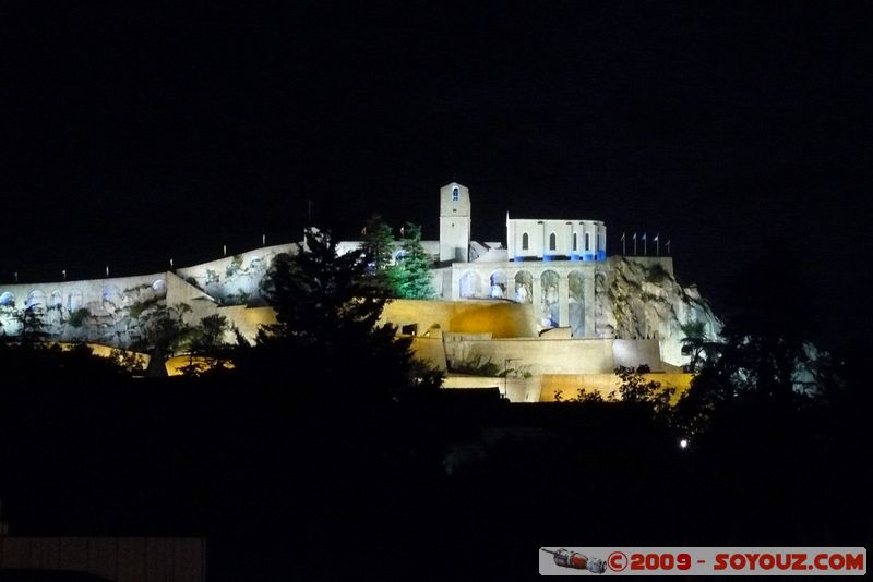 Sisteron - La citadelle by night
Mots-clés: Nuit